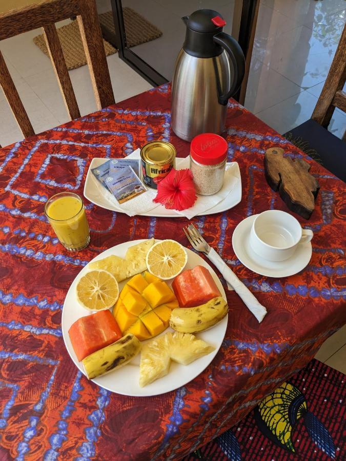 Mkadi Beach House Hotel Nungwi Eksteriør billede
